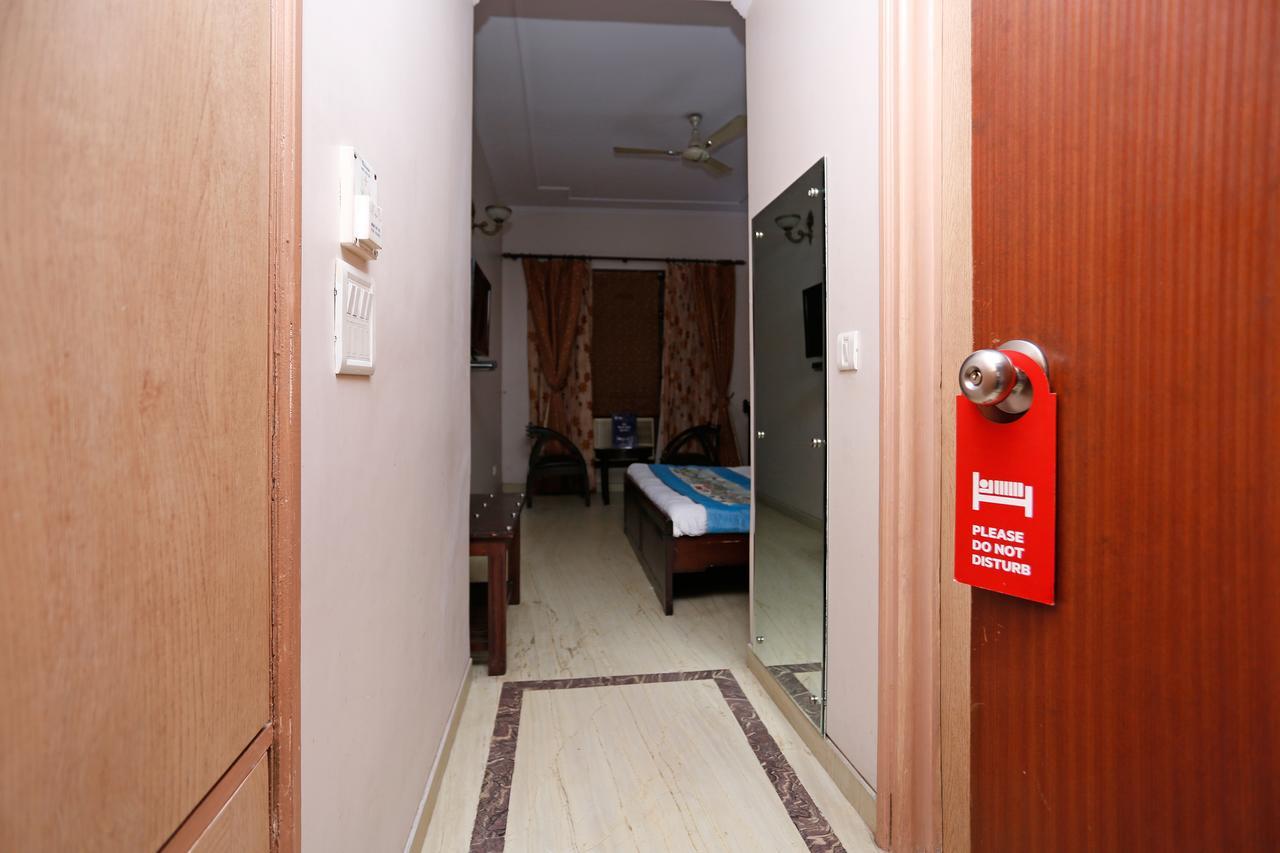 Oyo 5401 Hotel Mid Town New Delhi Ngoại thất bức ảnh